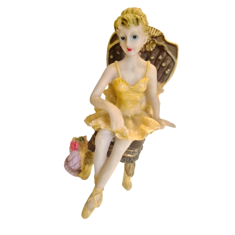Ballerina Is Sitting In A Chair Figurine Resin Ballet Dancer Vintage # 4239 New